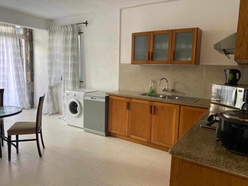 Oceanpride Complex Daire Flic-en-Flacq Dış mekan fotoğraf